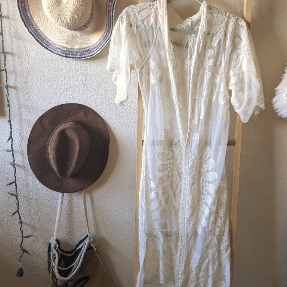 Rebellion lacy kimono